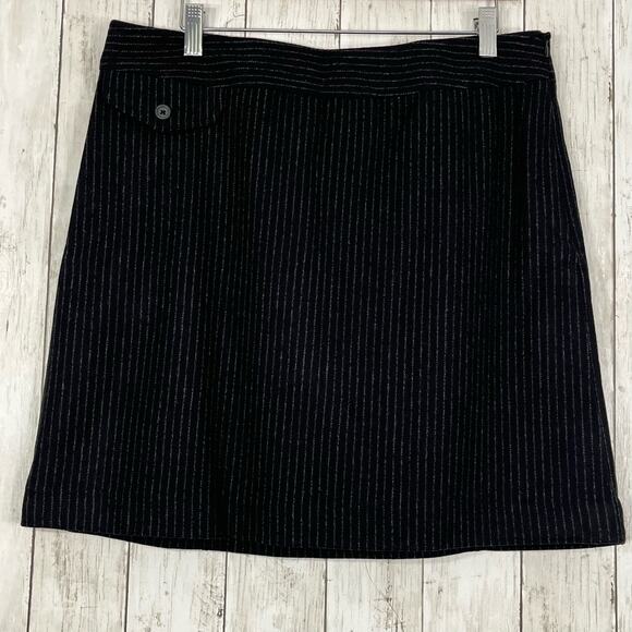 Banana Republic Wool Blend Black w/ Gray Pinstripe Short Pencil Skirt 10 - Picture 1 of 12